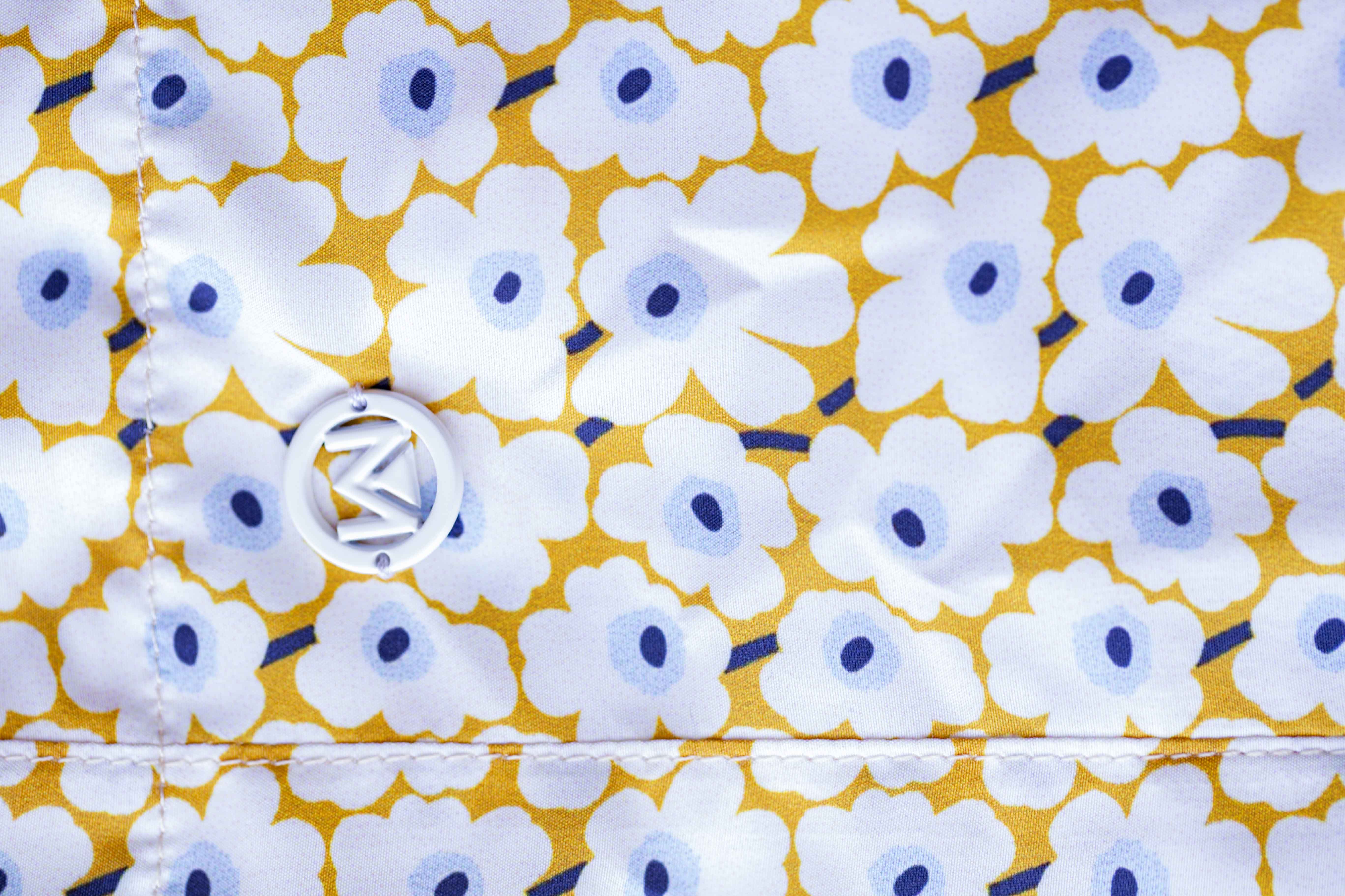 Bermuda – Stampa a fiori bianchi